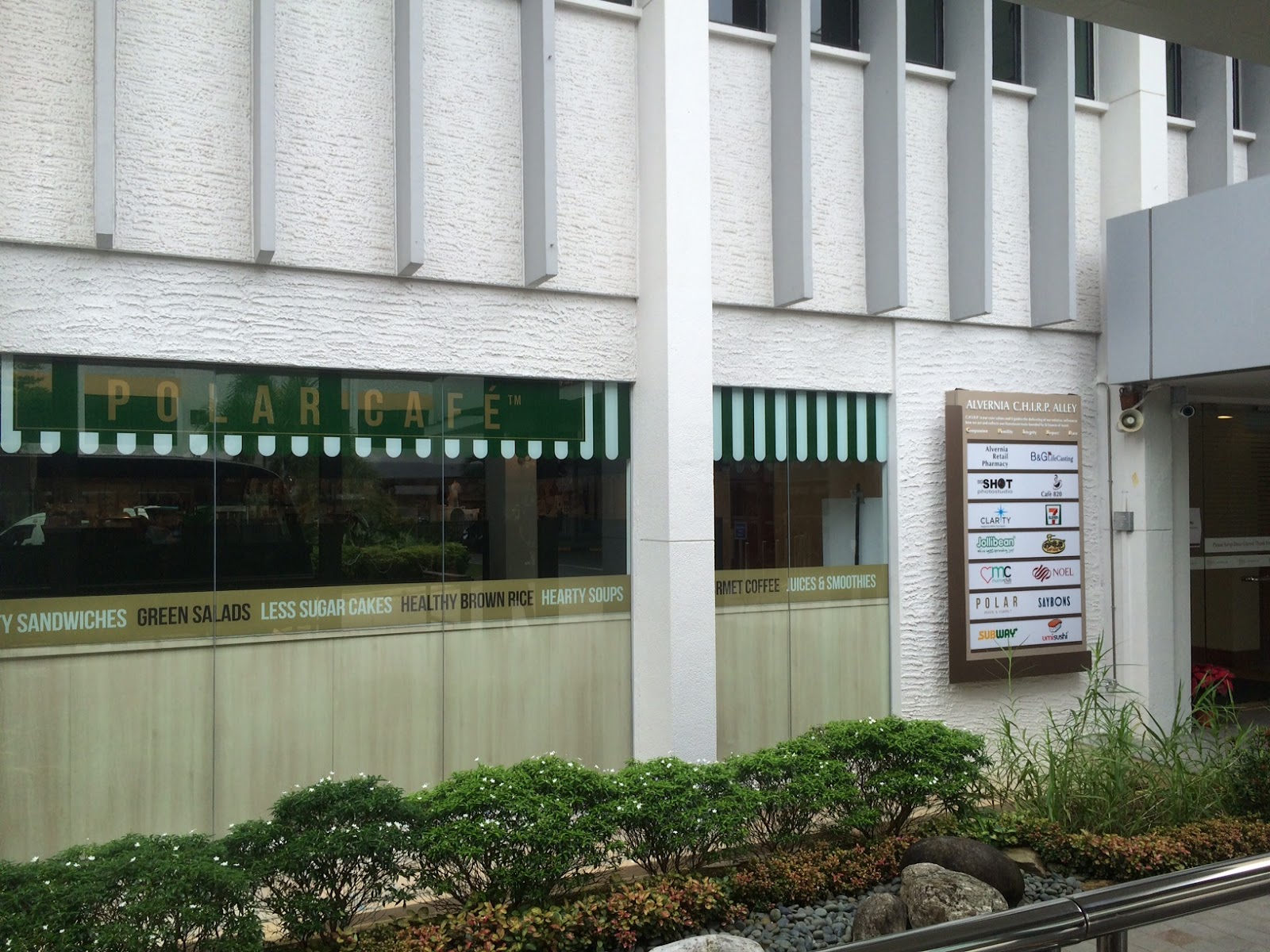 Gbr. 4 Food Court di Mount Alvernia Hospital Singapore